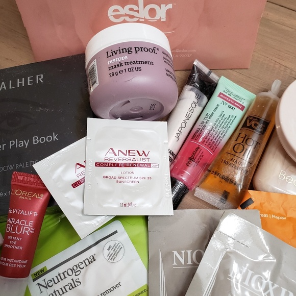 Beauty Bundle - Picture 2 of 4